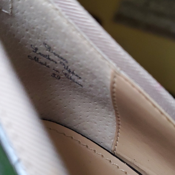 Patent Leather Cutout French Connection Heels - Picture 7 of 7